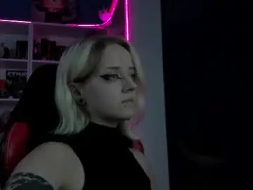 Chaturbate Free Porn Cam of holy_mistresss