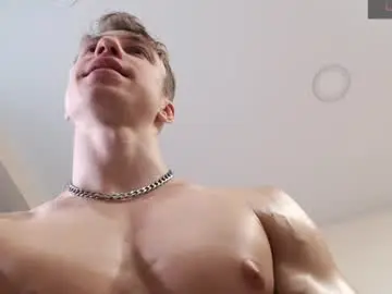 Chaturbate Live Sex Cam of marc_solo