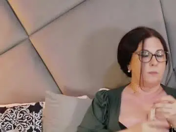 Chaturbate Best live sex cam show of aryaeve