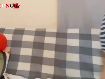 Chaturbate Sex Cam of fluffycdnguy