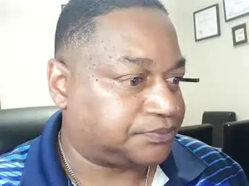 Chaturbate Free Live Porn of mphsman1964