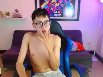 Chaturbate Adult Webcam of alexcum_18