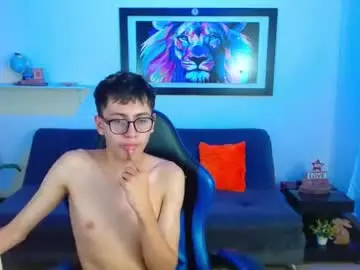 Chaturbate Live Porn of alexcum_18