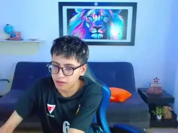 Chaturbate Best live sex cam show of alexcum_18