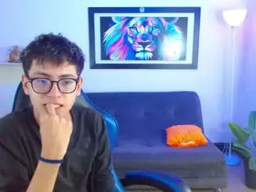 Chaturbate Live Porn of alexcum_18
