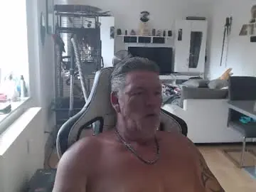 Chaturbate Free Porn Cam of deinprinz2312