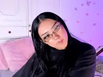 Chaturbate Live Sex Cam of maddyghost