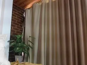 Chaturbate Live Porn of dahyan_
