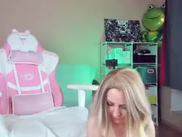 Chaturbate Best live sex cam show of amyrose69