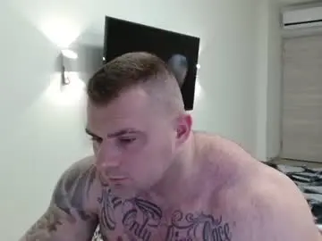 Chaturbate Live Sex Cam of jackyhuge