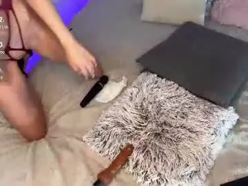 Chaturbate Best live sex cam show of lunaasecretss