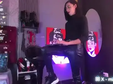 Chaturbate Sex Chat of miss_nicolesds