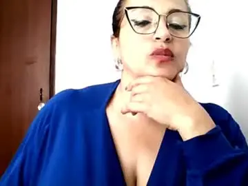 Chaturbate Free Porn Cam of rossanalionheart