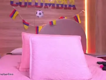Chaturbate Live Sex Cam of dannaberlin