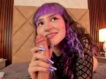 Chaturbate Live Sex Cam of electraraptiss