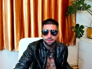 Chaturbate Free Porn Cam of tommydum