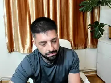 Chaturbate Live Sex Cam of tommydum