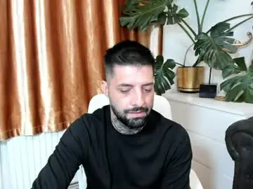 Chaturbate Sex Cam of tommydum