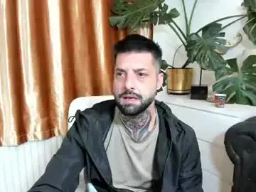 Chaturbate Live Sex Cam of tommydum