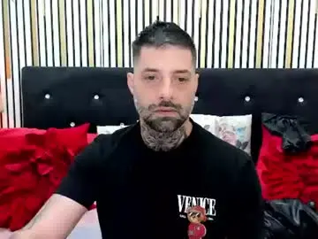 Chaturbate Free Live Porn of tommydum