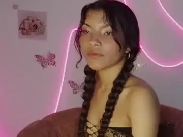 Chaturbate Best live sex cam show of daviana_hill_