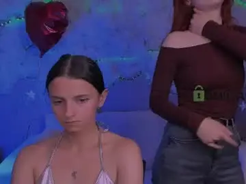 Chaturbate Live Sex Cam of naomi_pratt