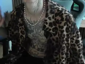 Chaturbate Adult Video Chat of oliverrgroove