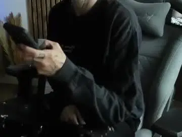 Chaturbate Free Porn Cam of oliverrgroove