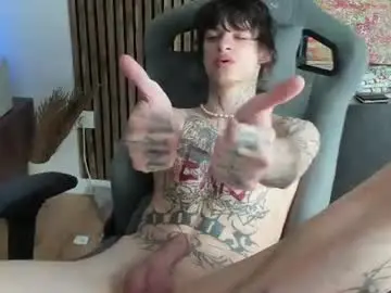 Chaturbate Live Porn of oliverrgroove