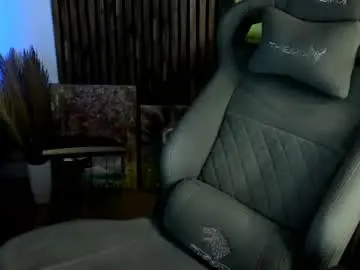 Chaturbate Free Porn Cam of oliverrgroove