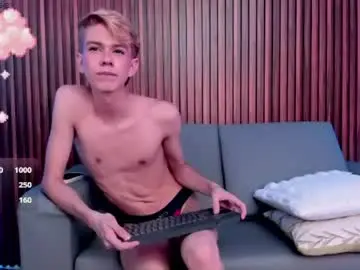 Chaturbate Free Live Porn of sunnyboy29_