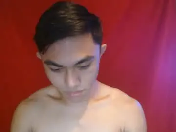 Chaturbate Free Porn Cam of cutie_hunk69