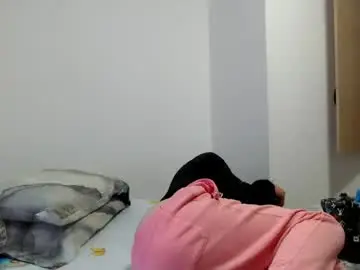 Chaturbate Live Sex Cam of doll_sary