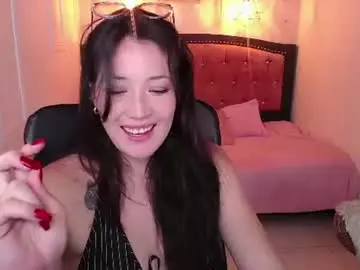 Chaturbate Free Live Porn of eliiih_