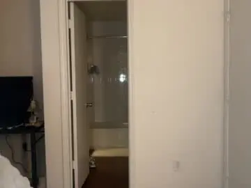 Chaturbate Watch Live Sex Cams of honeyyy95