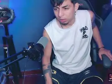 Chaturbate Nude Webcam of mralpha_latino