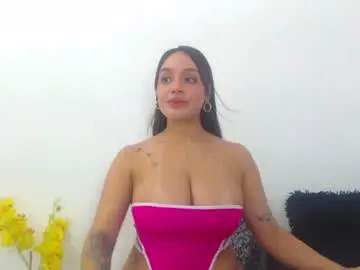 Chaturbate Nude Webcam of renatabrownn28