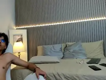 Chaturbate Sex Cam of littlespots