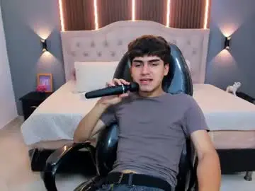 Chaturbate Adult Video Chat of tommy18__