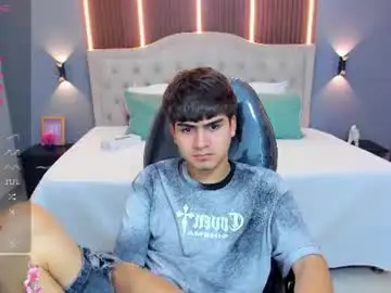 Chaturbate Free Live Porn of tommy18__