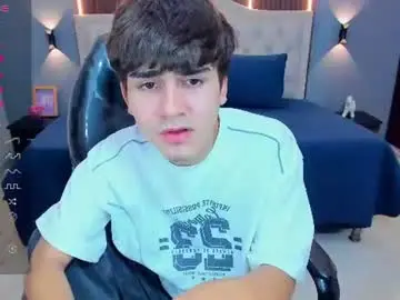 Chaturbate Free Live Porn of tommy18__