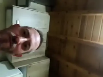 Chaturbate Live Sex Cam of spanishharddick