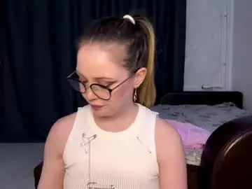 Chaturbate Adult Webcams of helen__eve