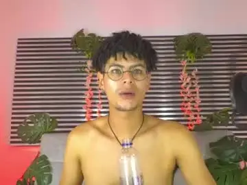 Chaturbate Private Sex Chat of thiiagosaeenz