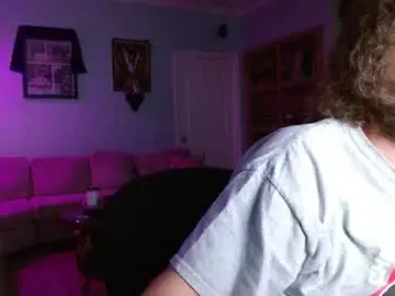 Chaturbate Sex Cam of 2dirtyhillbillies