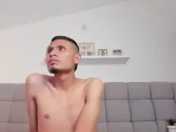 Chaturbate Live Sex of axcel_anny