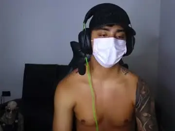 Chaturbate Live Sex Cam of cash_masterdrain
