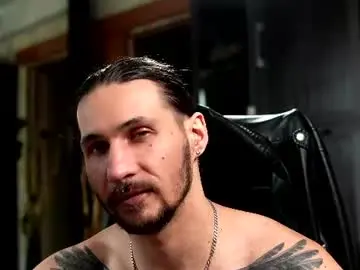 Chaturbate Live Sex Cam of dl_raven