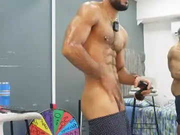 Chaturbate Sex Cam of emilio_brandon