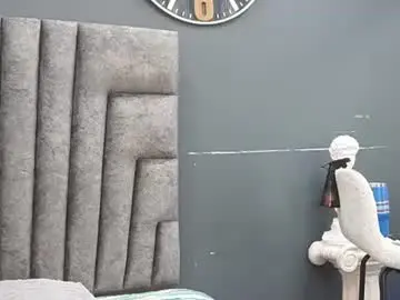 Chaturbate Live Sex Cam of emilio_brandon